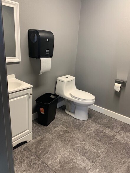 More Photos Of 144 E Palmdale Blvd, Palmdale Carwash For Sale