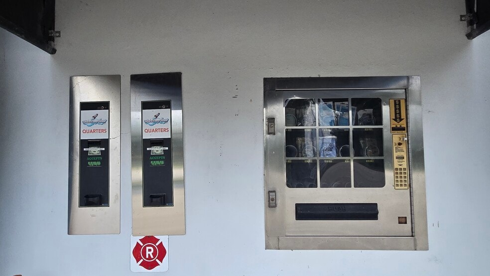 More Photos Of 745 S Wickham Rd, Melbourne Carwash For Sale