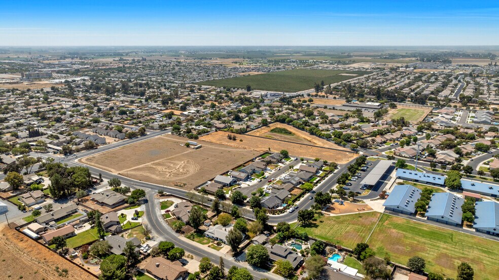 More Photos Of 1400 W Berkshire Way, Hanford Land For Sale