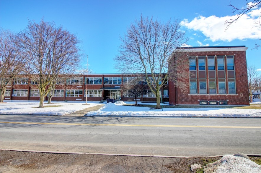 More Photos Of 81 W Bayard St, Seneca Falls Office Residential For Sale