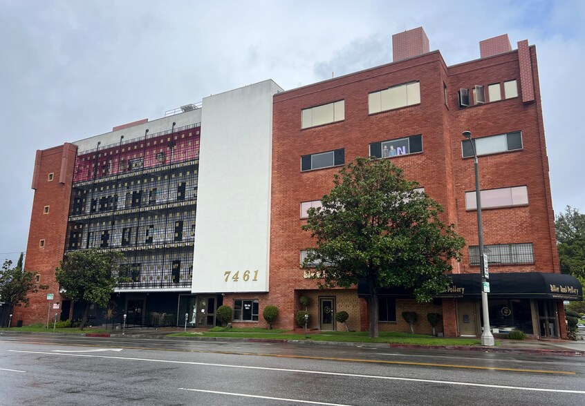 More Photos Of 7451-7465 Beverly Blvd, Los Angeles Loft Creative Space For Lease