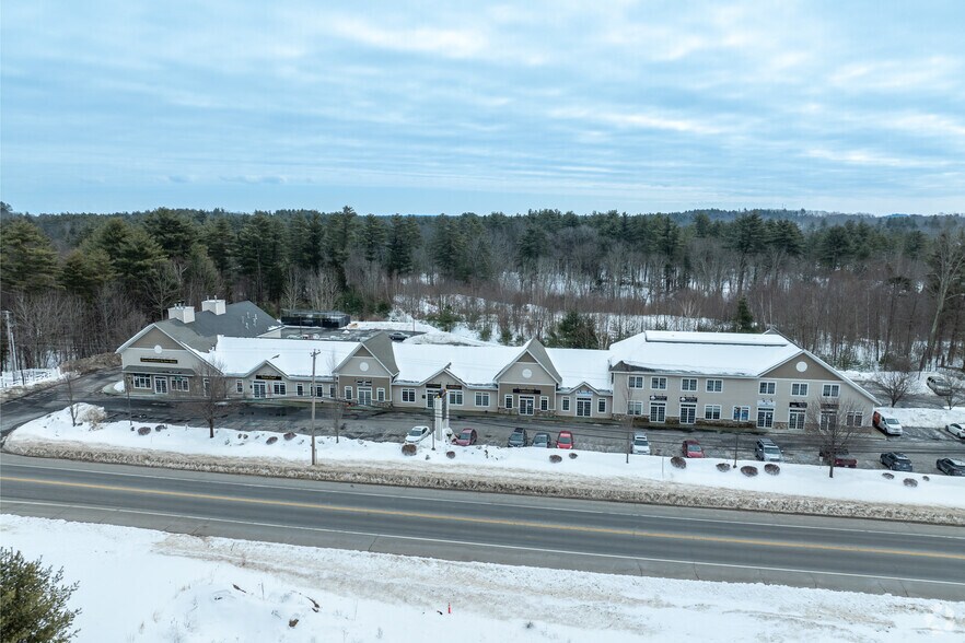 More Photos Of 281-285 Calef Hwy, Epping Freestanding For Lease