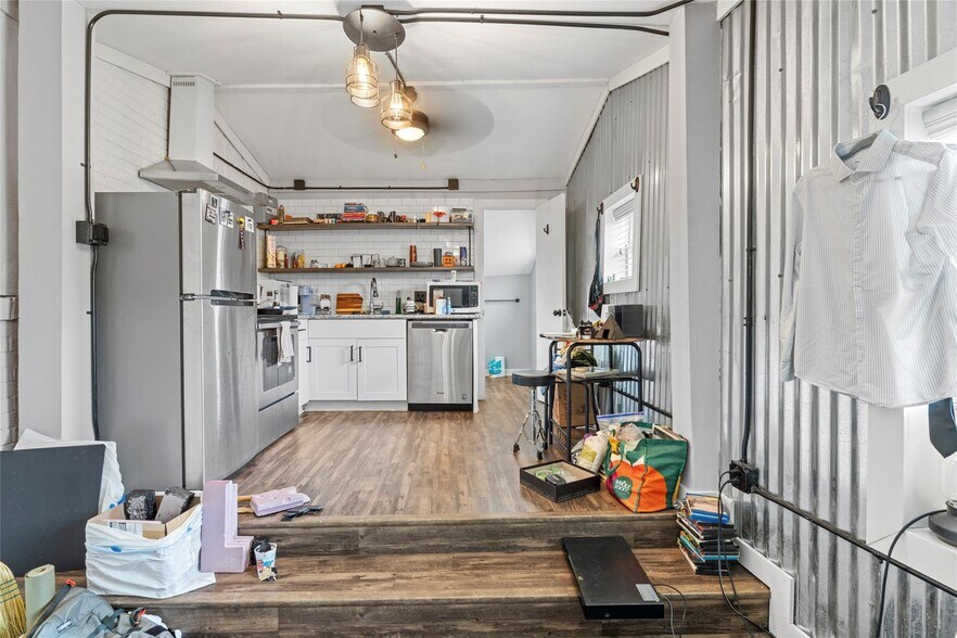 More Photos Of 4630 Woodside St, Houston Apartments For Sale