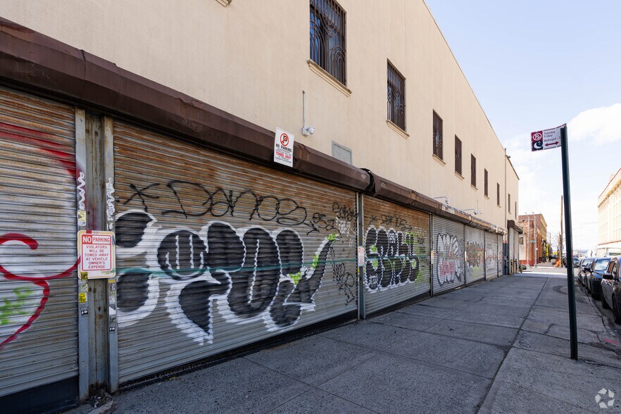 More Photos Of 214-216 44th St, Brooklyn Industrial For Sale