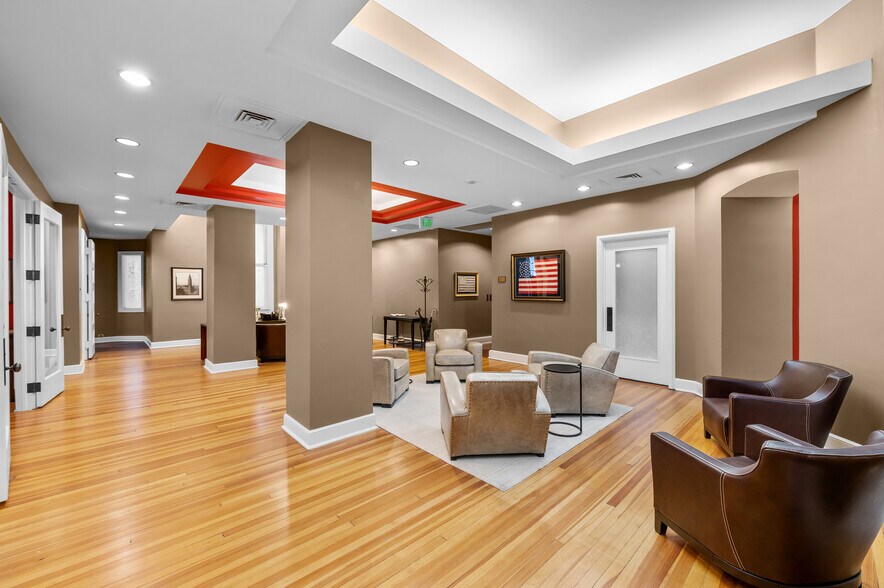 More Photos Of 730 17th St, Denver Office For Sale