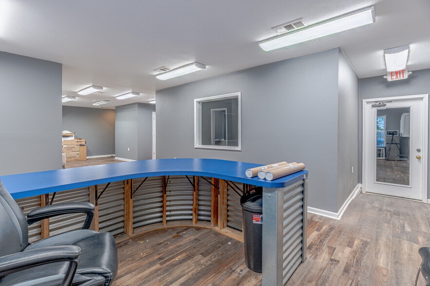 More Photos Of 301 Burke Ave, Jonesboro Warehouse For Sale