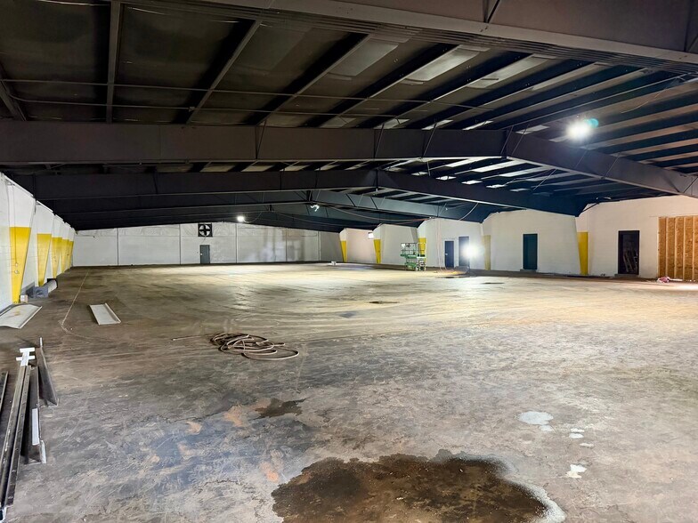 More Photos Of 202 Highway 29 Byp N, Anderson Freestanding For Lease