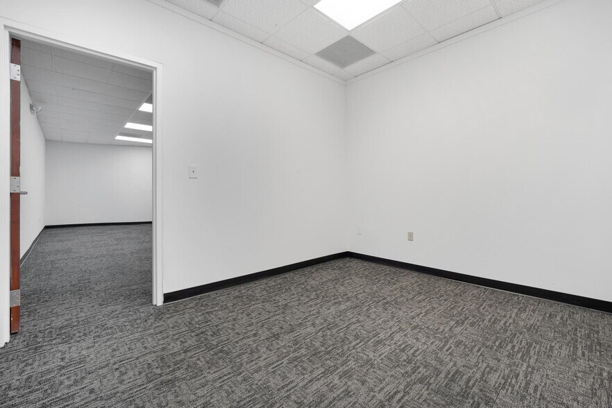 More Photos Of 500 SE 15th St, Fort Lauderdale Medical For Lease