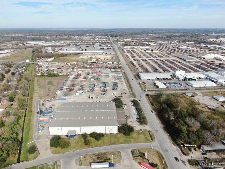 More Photos Of 9803 Sheldon Rd, Houston Manufacturing For Lease