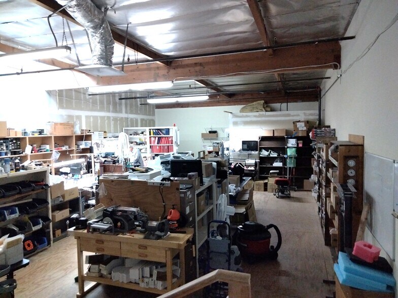 More Photos Of 4125 Market St, Ventura Light Manufacturing For Sale