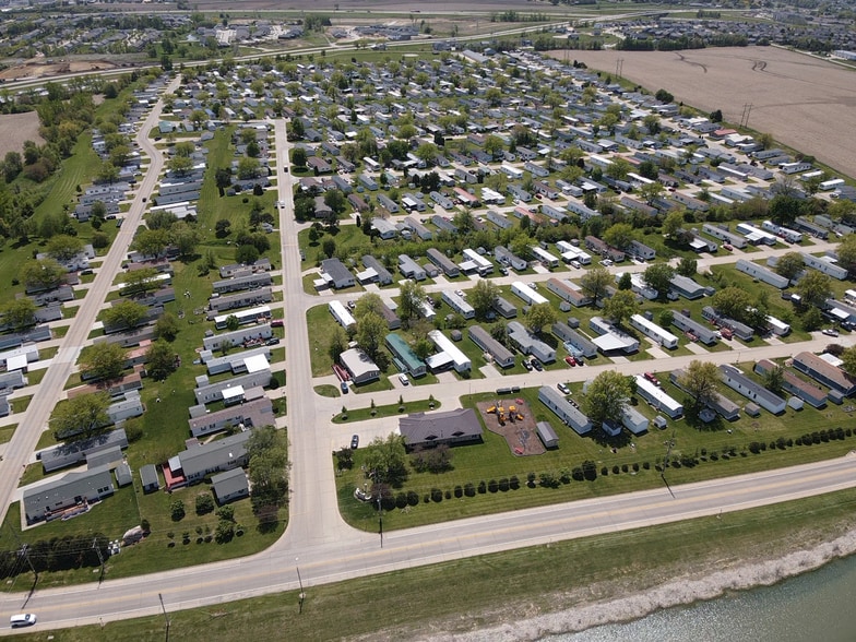 More Photos Of , Cedar Rapids Multifamily For Sale