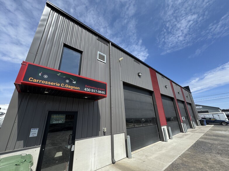 More Photos Of 21A-21B Rue Des Metiers, Lavaltrie Industrial For Lease