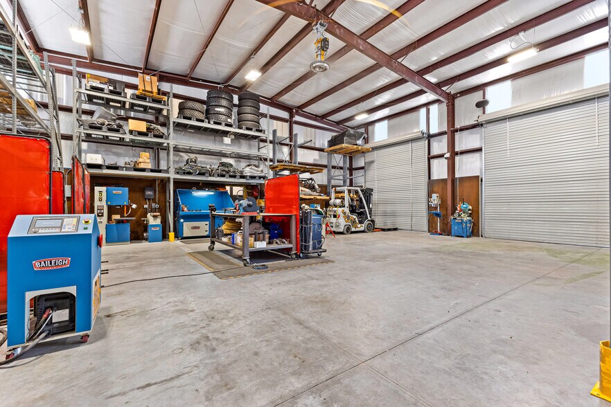 More Photos Of 225 Promenade Pky, Fayetteville Manufacturing For Sale