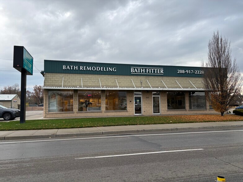 More Photos Of 4141 W Chinden Blvd, Garden City Freestanding For Lease