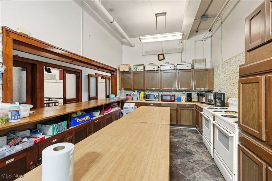 More Photos Of 742 Johnston St, Akron Religious Facility For Sale