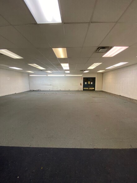 More Photos Of 7600 State Rd, Philadelphia Warehouse For Lease