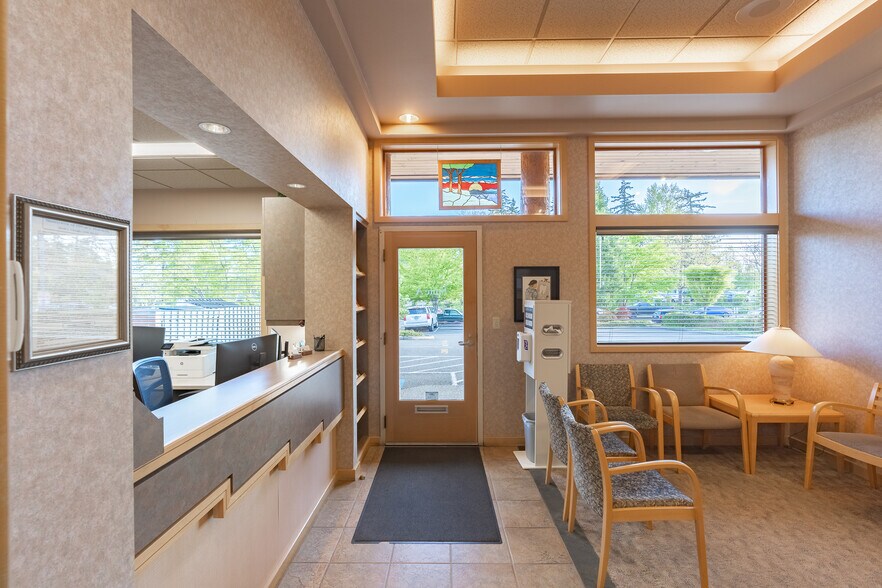 More Photos Of 3136 Squalicum Pky, Bellingham Medical For Sale