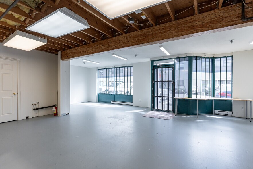 More Photos Of 9785 192nd St, Surrey Warehouse For Sale