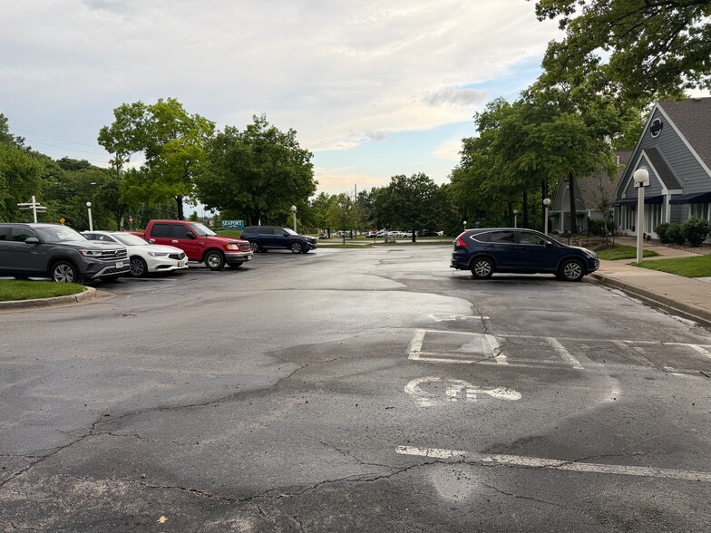 More Photos Of 12-16 Westwoods Dr, Liberty Office For Sale