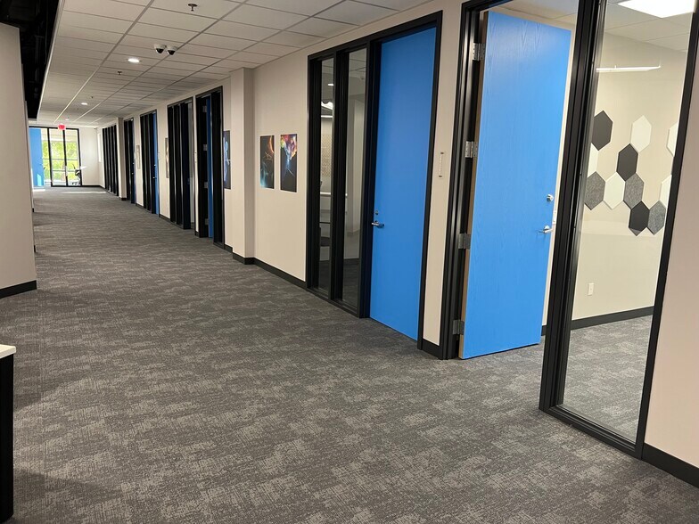 More Photos Of 7300 W Boston St, Chandler Warehouse For Lease