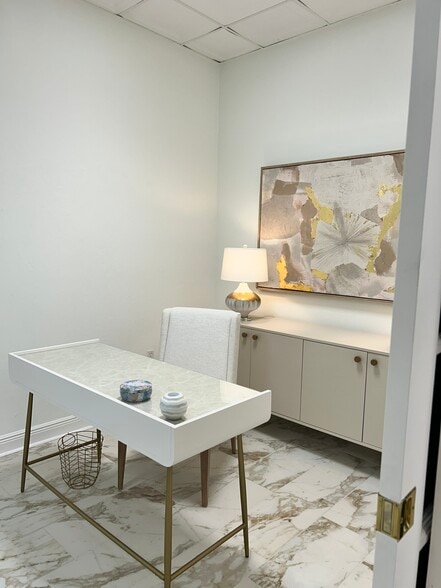 More Photos Of 224 E Garden St, Pensacola Apartments For Sale