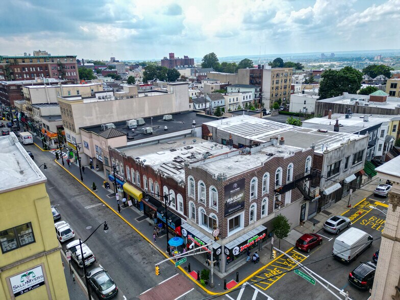 More Photos Of 4419 Bergenline Ave, Union City Storefront Retail Residential For Lease