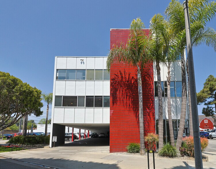 More Photos Of 270 26th St, Santa Monica Medical For Sale