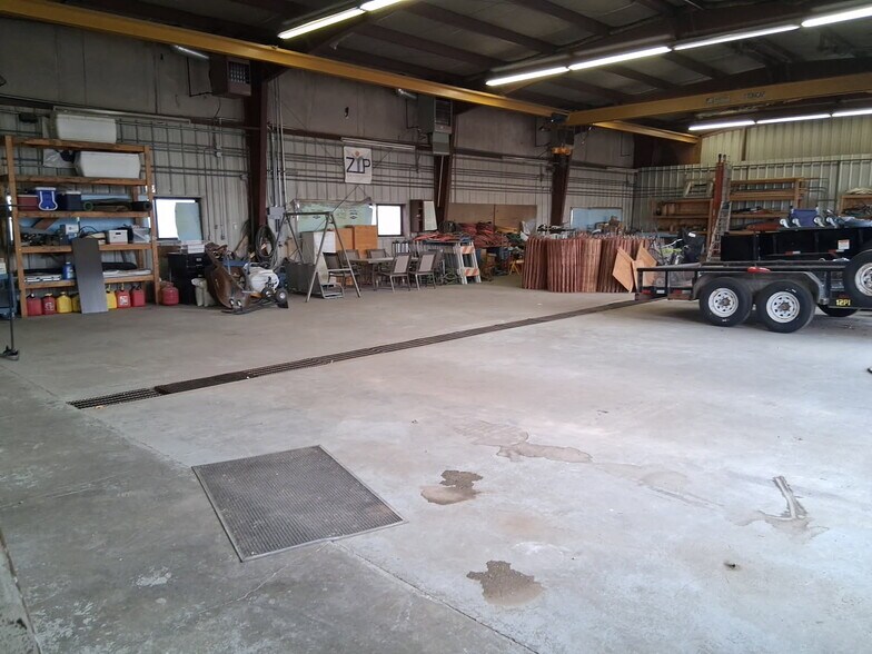 More Photos Of 70 Riverside Loop, Evanston Industrial For Sale