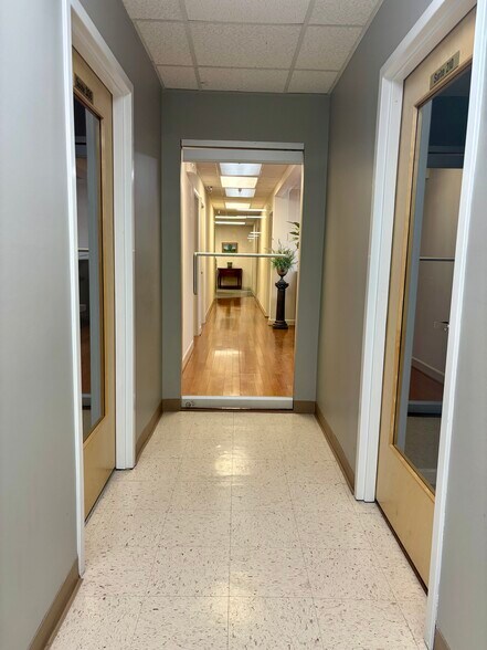 More Photos Of 44 N Potomac St, Hagerstown Office For Sale