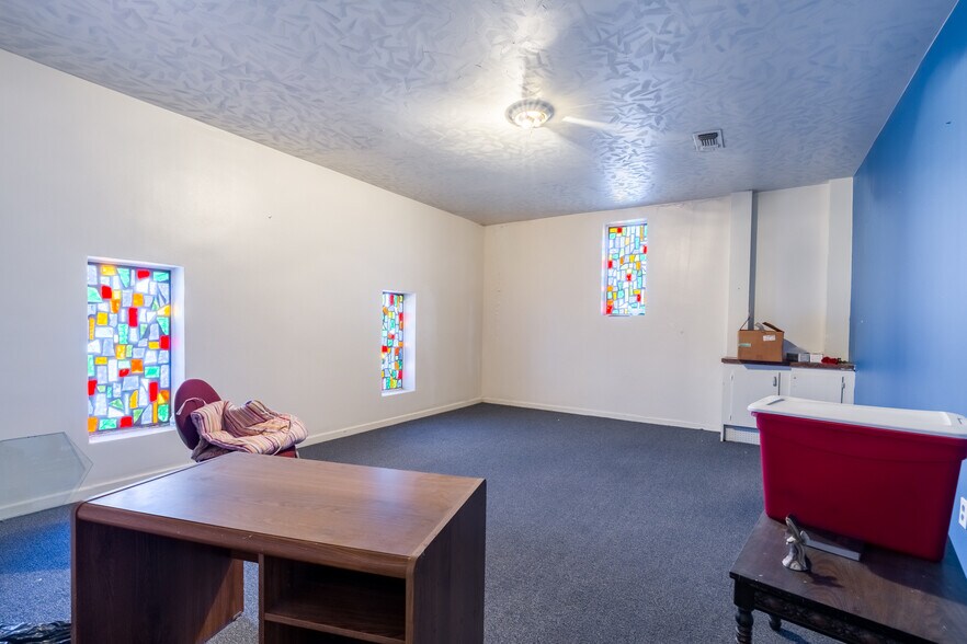 More Photos Of 1809 34th St, Lubbock Religious Facility For Sale