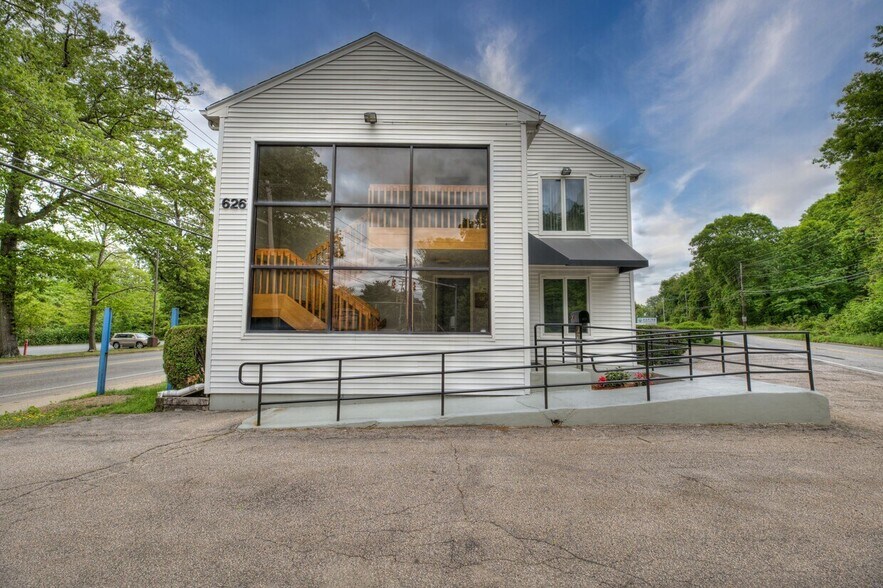 Primary Photo Of 626 Toll Gate Rd, Warwick Medical For Lease