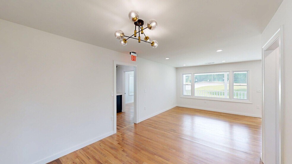 More Photos Of 1949 Carrollton Villa Rica Hwy, Villa Rica Office For Sale