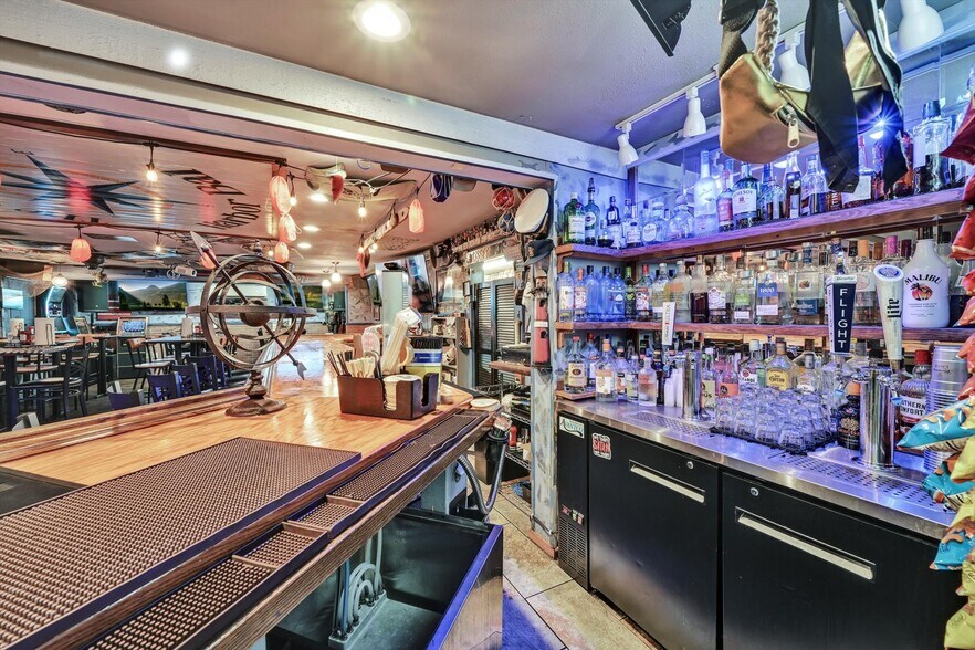 More Photos Of 10 W Oak St, Frackville Restaurant For Sale