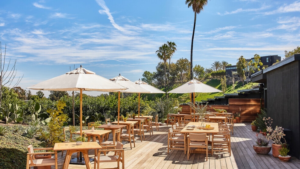 More Photos Of 28920 Pacific Coast Hwy, Malibu Hotel For Sale