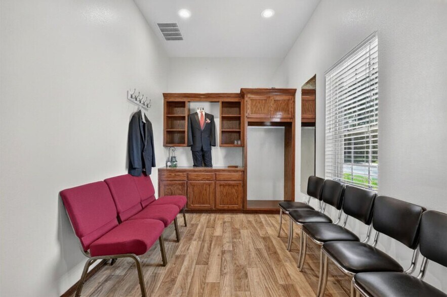 More Photos Of 33429 NCR 3270 Rd, Davis Lodge Meeting Hall For Sale