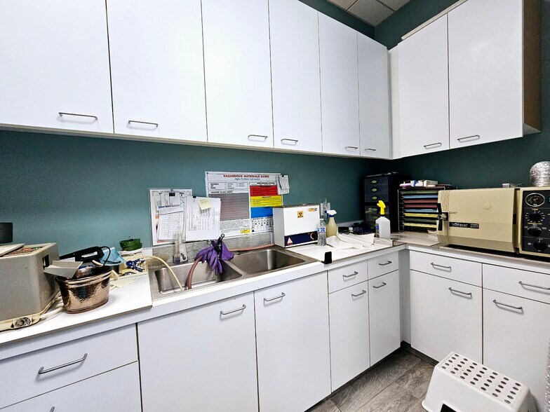 More Photos Of 16520 Bake Pky, Irvine Office For Sale