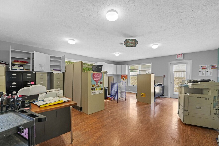 More Photos Of 1878 SW Bayshore Dr, Suttons Bay Light Distribution For Sale