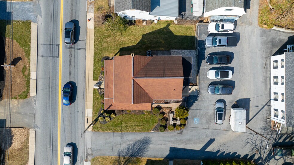 More Photos Of 2603 Lititz Pike, Lancaster General Retail For Sale