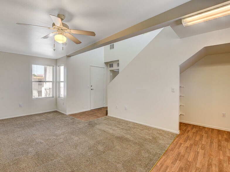 More Photos Of 801 Las Vegas Blvd S, Las Vegas Apartments For Lease