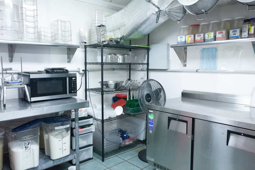 More Photos Of 117 Burgoyne Rd, Ticonderoga Restaurant For Sale