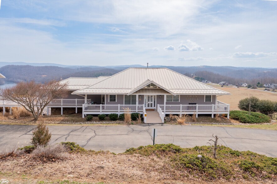 More Photos Of 125 River Ridge Dr, Pearisburg Hospitality For Sale