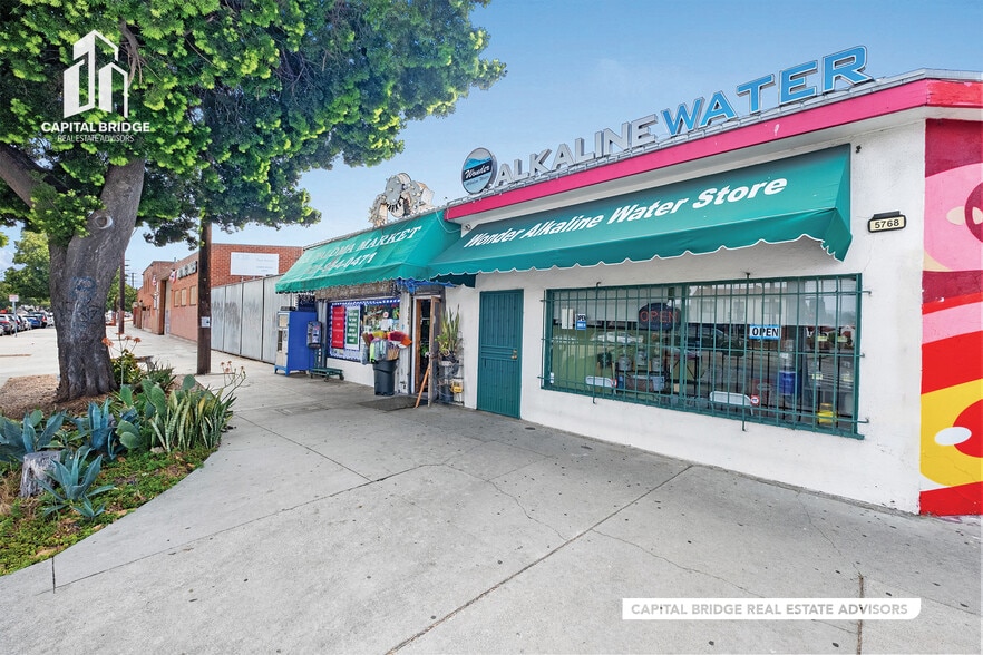 More Photos Of 5766 Venice Blvd, Los Angeles General Retail For Sale