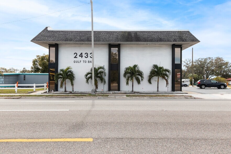 More Photos Of 2433 Gulf To Bay Blvd, Clearwater Storefront Retail Office For Lease