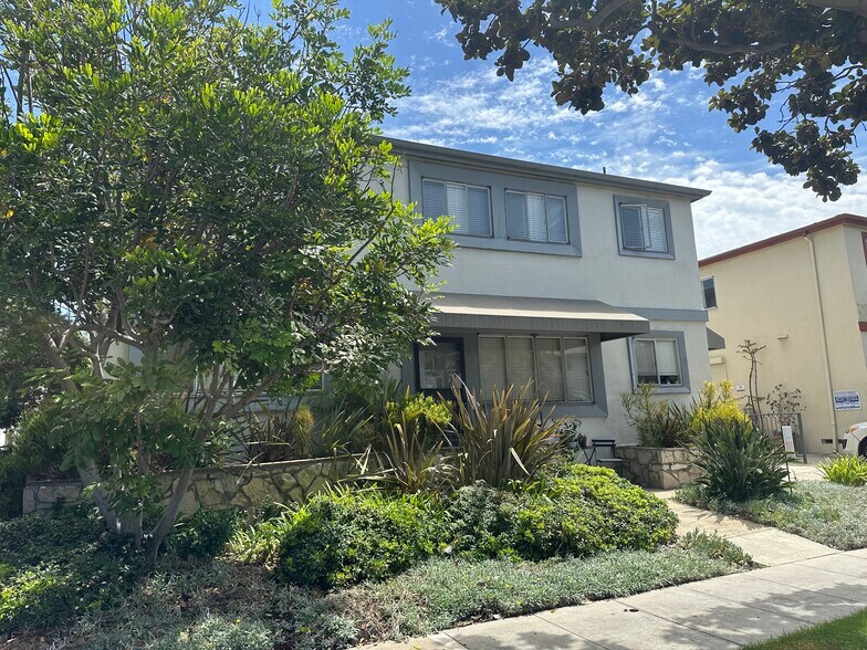 More Photos Of 304 S Doheny Dr, Beverly Hills Apartments For Sale