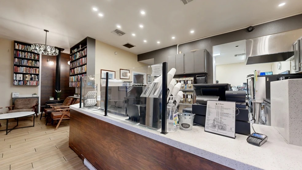 Primary Photo Of 34114 Pacific Coast Hwy, Dana Point Freestanding For Lease