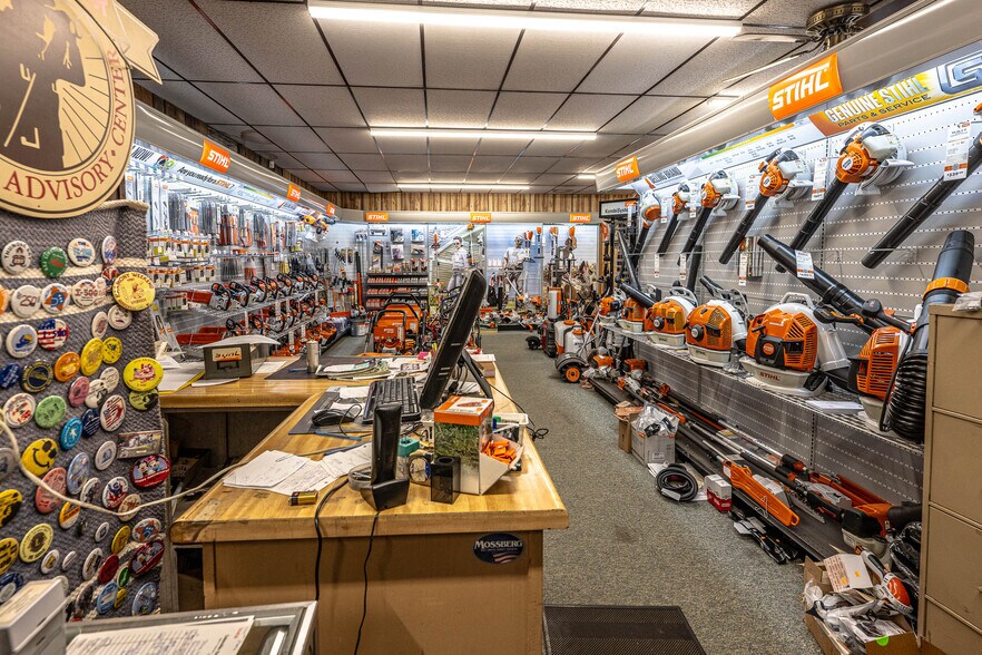 More Photos Of 300 S 2nd St, Lincoln General Retail For Sale