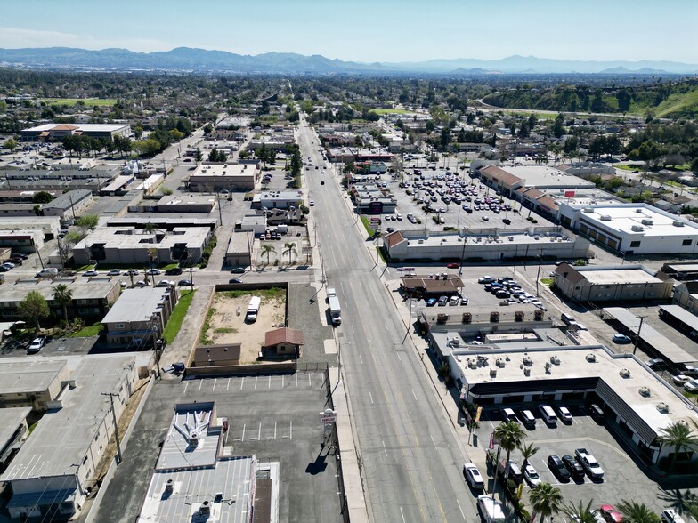 More Photos Of 4253 N Sierra Way, San Bernardino Contractor Storage Yard For Sale