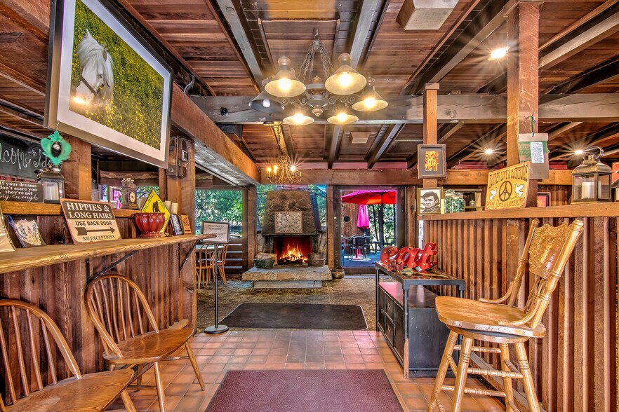 More Photos Of 54905 N Circle Dr, Idyllwild-Pine Cove Restaurant For Lease