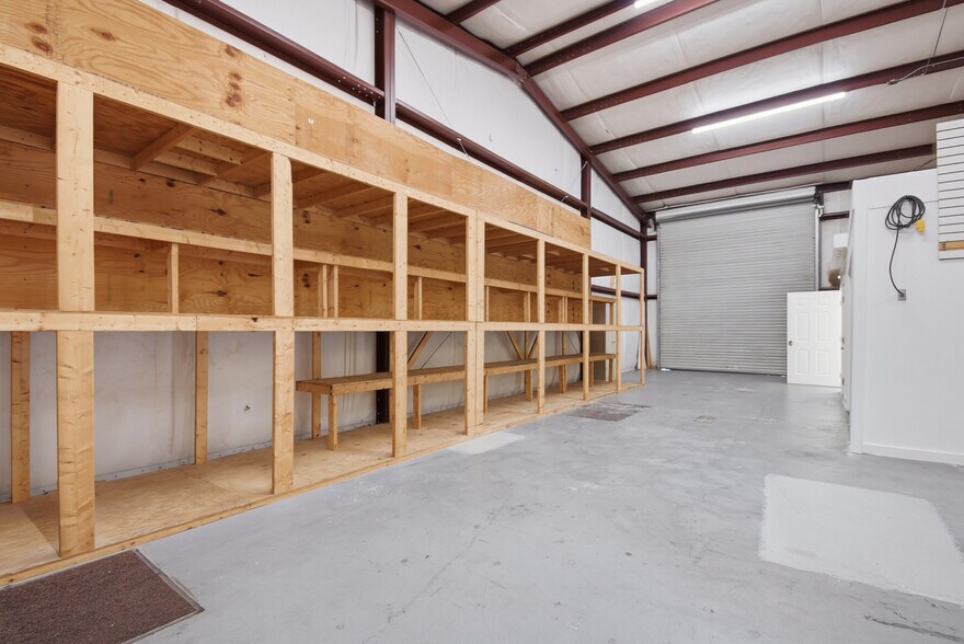 More Photos Of 200 Waler Way, Saint Augustine Warehouse For Lease