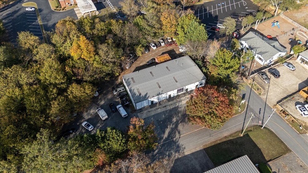 More Photos Of 605 Pierce St SE, Marietta Warehouse For Sale